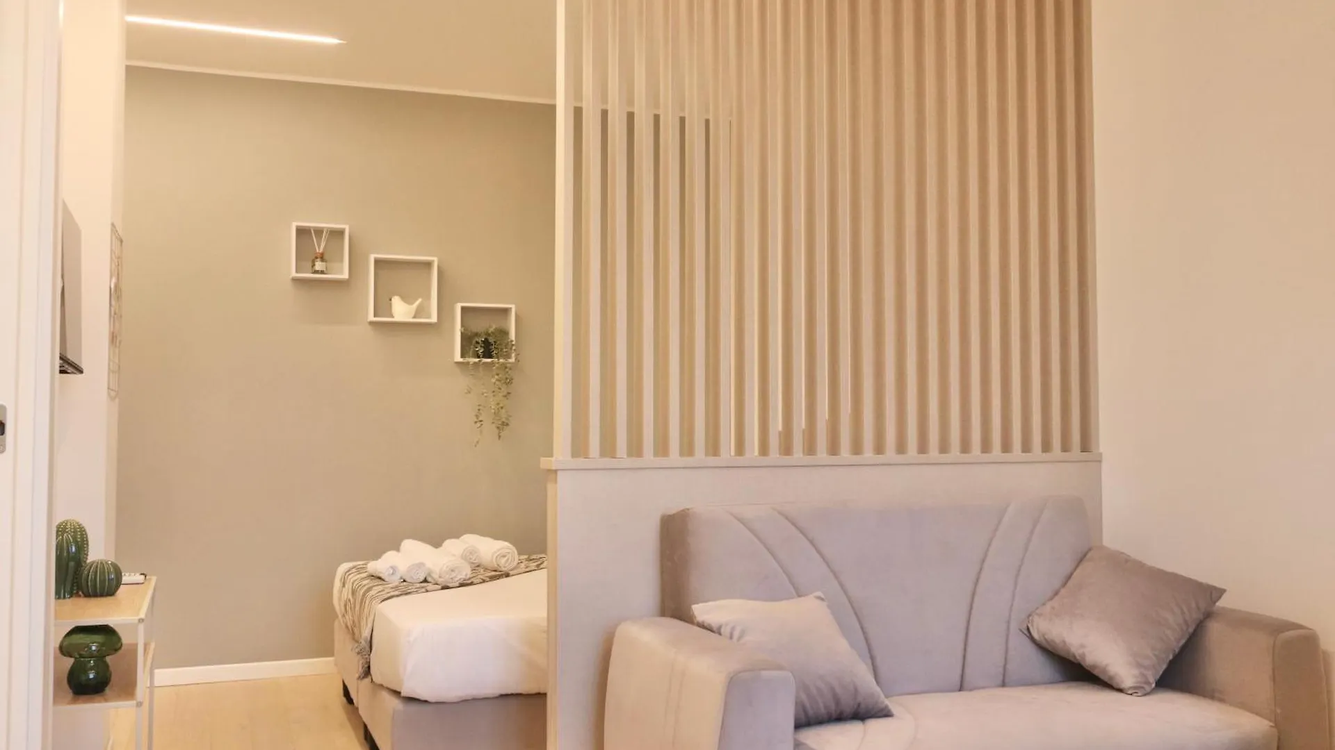 Tiny Attic, Corso Buenosaires, 6Min To Duomo Aparthotel Milan 0*,