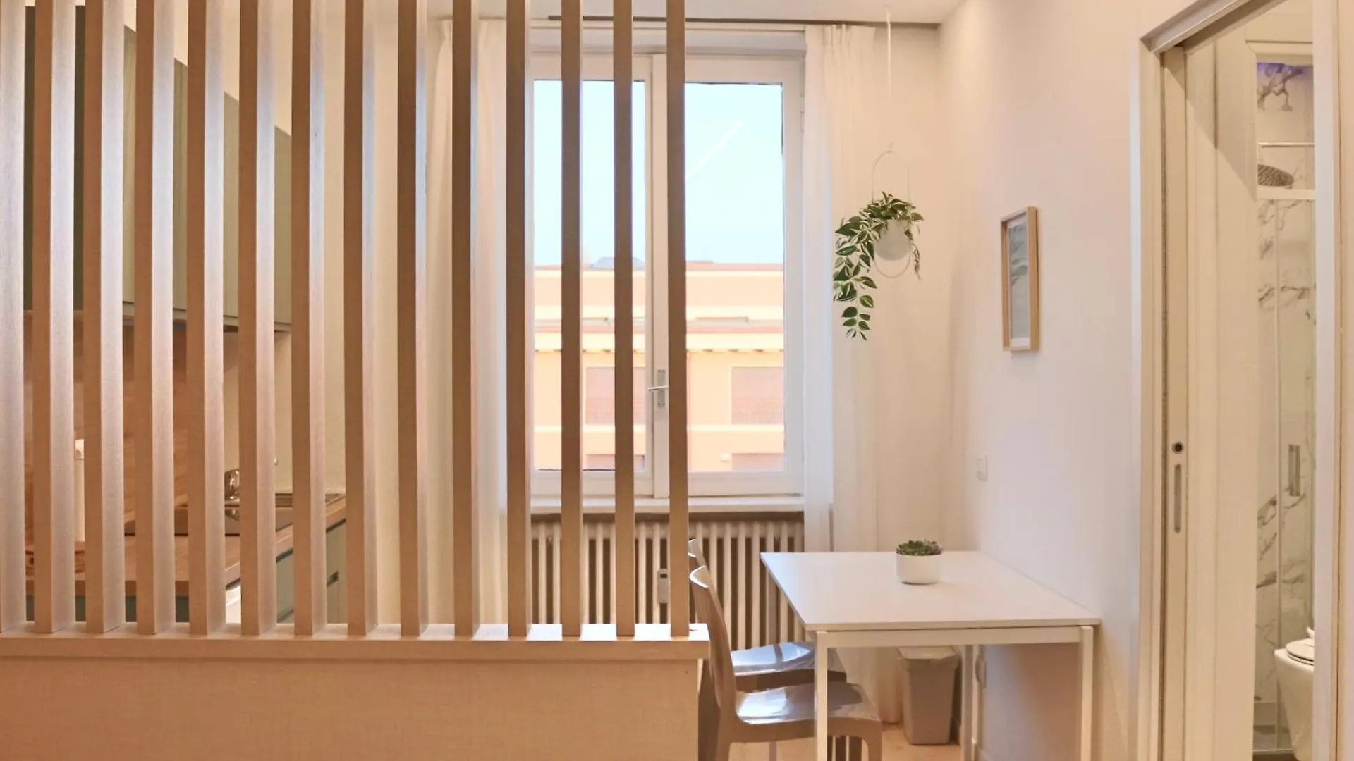 Tiny Attic, Corso Buenosaires, 6Min To Duomo Aparthotel Milan