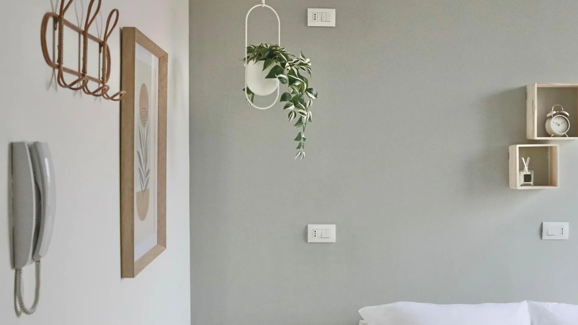 Tiny Attic, Corso Buenosaires, 6Min To Duomo Aparthotel Milan
