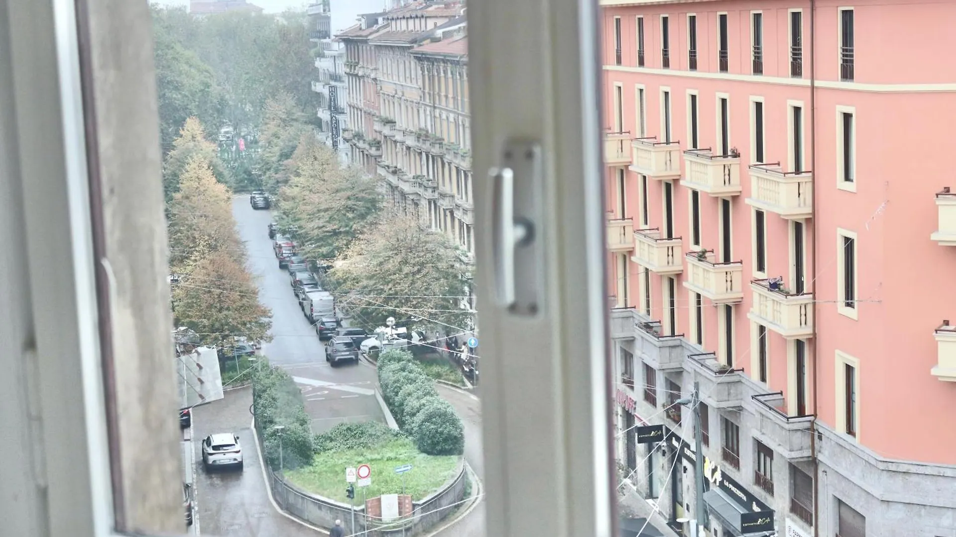 Tiny Attic, Corso Buenosaires, 6Min To Duomo Aparthotel Milan Italy