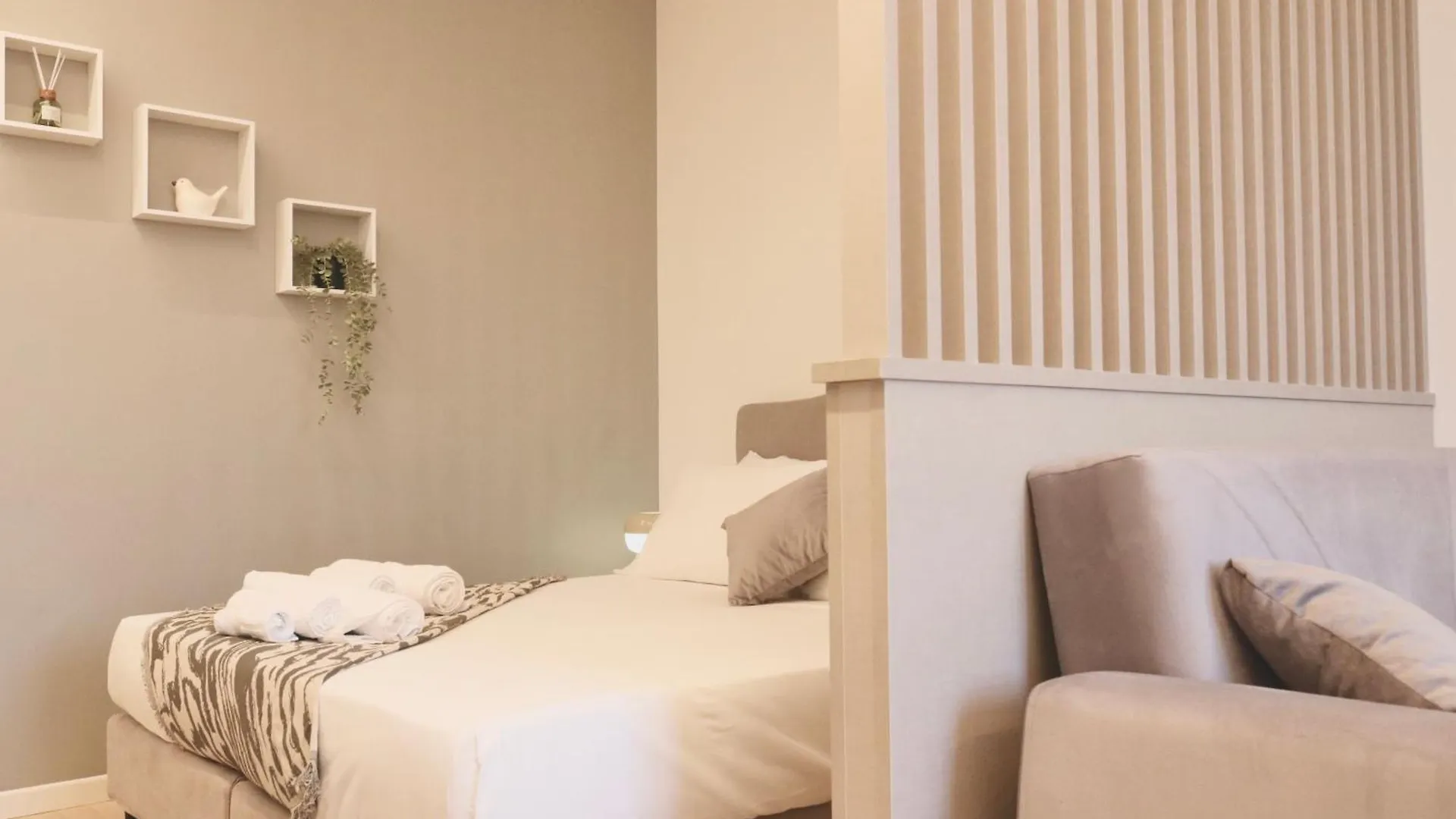 Tiny Attic, Corso Buenosaires, 6Min To Duomo Aparthotel Milan